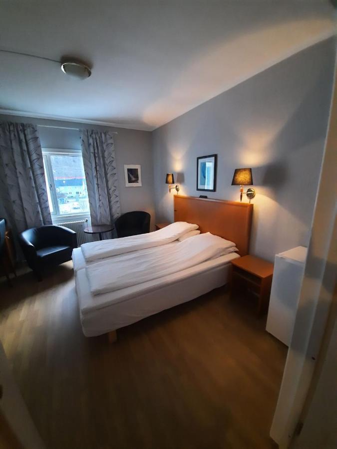Sunndalsora Hotell Exterior photo