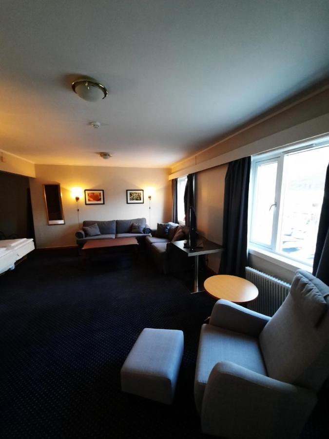 Sunndalsora Hotell Exterior photo