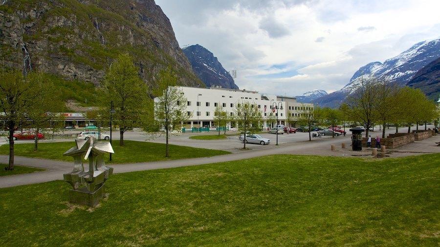 Sunndalsora Hotell Exterior photo